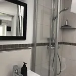 Und Frech فندق ماركتشيلنبيرغ