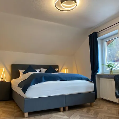 Hotel Und Frech *