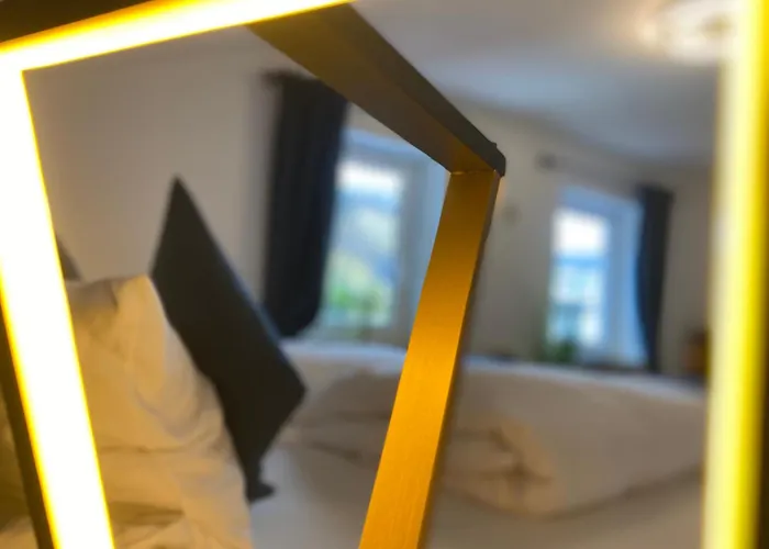 Und Frech Hotel