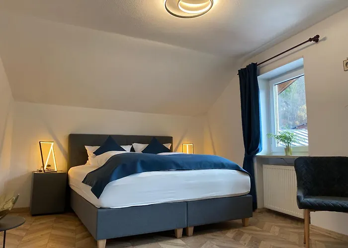 Hotel Und Frech *